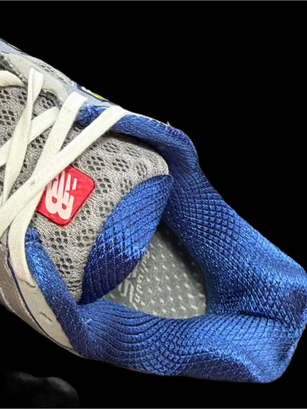 New Balance 890 Men’s size 10.5 Gray / Blue Mesh Running Shoes *NEW*